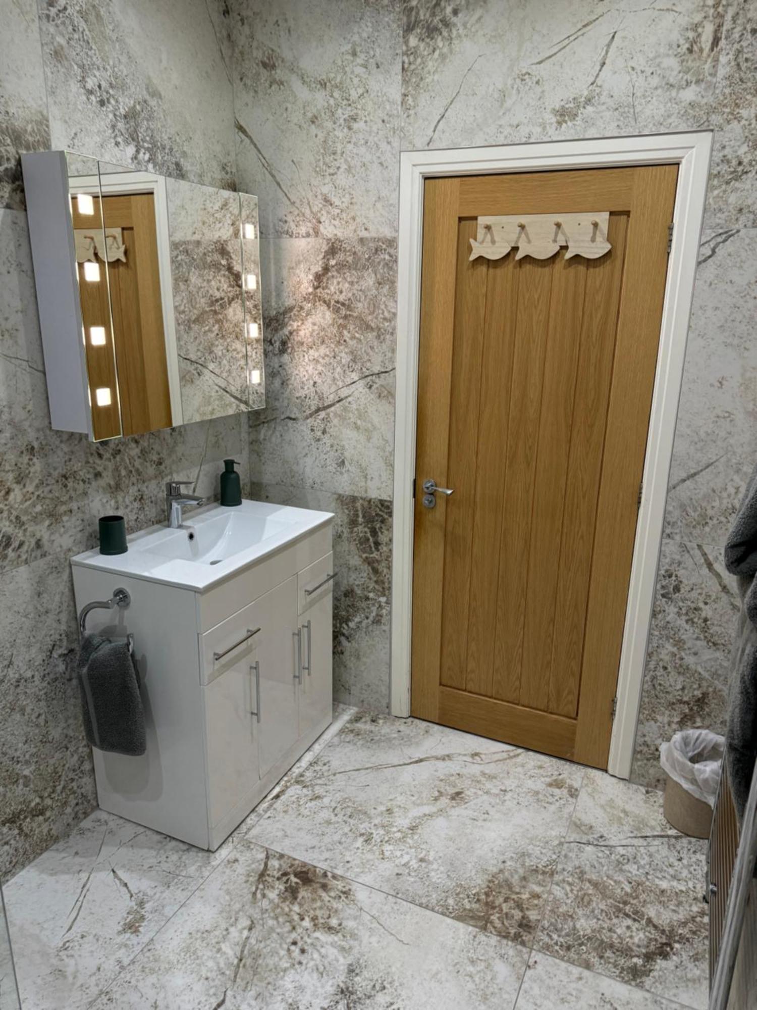 Beach House Apartment On Ground Floor With Sea View - Pet Friendly Cleveleys Extérieur photo